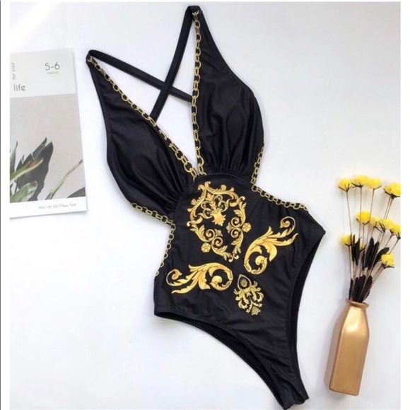 Sexy Black Lavish One Piece Swimwear - Picture 2 of 6